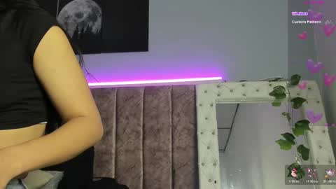 Jasmine online show from November 17, 11:24 am