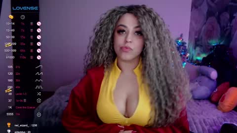 Snapshot of _just_a_queen_3 chatting on February 6, 9:17 pm _just_a_queen_3 online show from February 6, 9:17 pm