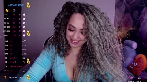 Snapshot of _just_a_queen_3 chatting on February 17, 6:06 pm _just_a_queen_3 online show from February 17, 6:06 pm