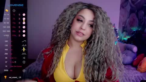 Snapshot of _just_a_queen_3 chatting on February 6, 6:13 pm _just_a_queen_3 online show from February 6, 6:13 pm