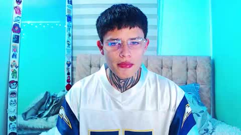 mod online show from February 23, 4:36 am