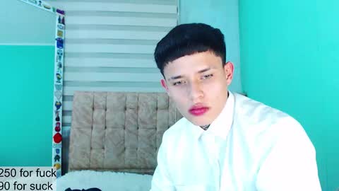 mod online show from October 18, 4:49 am