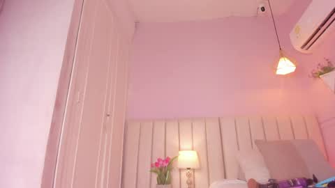 karol online show from April 7, 6:43 pm