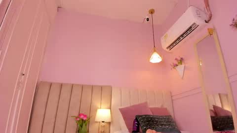 karol online show from November 19, 6:28 pm