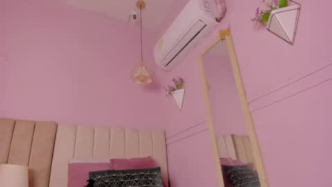 karol online show from October 28, 6:42 pm