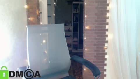  karolina online show from April 15, 6:44 pm