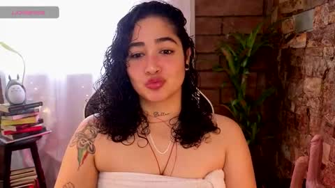 Snapshot of _kat_1 chatting on September 13, 7:38 pm online show from September 13, 7:38 pm