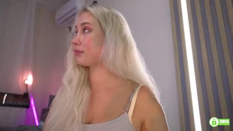 Kate online show from October 13, 4:53 pm