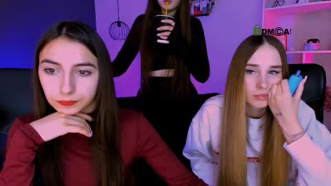 _kellykitten_ online show from March 19, 10:43 am