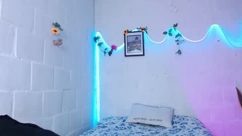 Nucita online show from February 18, 9:09 pm