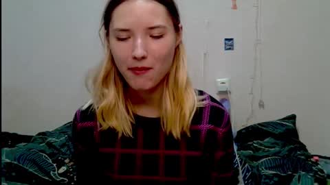Snapshot of _kikiclark_ chatting on October 5, 9:11 pm _kikiclark_ online show from October 5, 9:11 pm