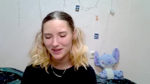 Snapshot of _kikiclark_ chatting on September 24, 8:48 pm _kikiclark_ online show from September 24, 8:48 pm