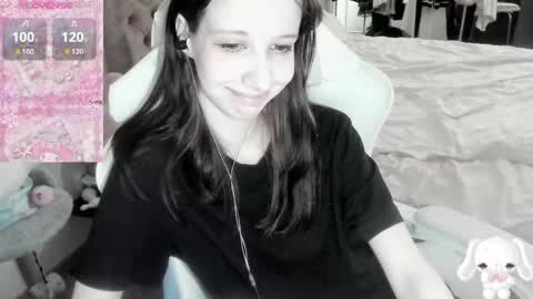  kuro  online show from April 2, 8:32 am