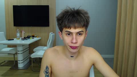 Kurt online show from December 19, 4:13 pm