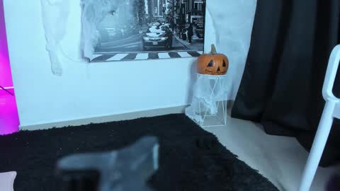 Snapshot of _lapetitemort_ chatting on October 18, 12:15 am Agatha Arias IG lapetitemort 1 online show from October 18, 12:15 am