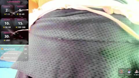 Snapshot of _lauralove_69 chatting on September 25, 9:11 pm Lauralove online show from September 25, 9:11 pm