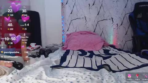Snapshot of _lilithrose chatting on February 15, 11:25 pm Ask me online show from February 15, 11:25 pm