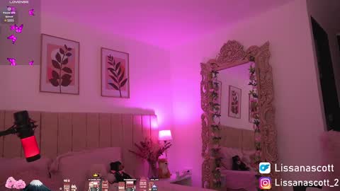 Snapshot of _lissana_scott chatting on February 28, 10:28 pm Lissana online show from February 28, 10:28 pm