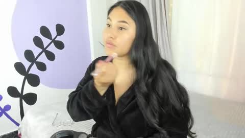 Ivy 3 online show from March 2, 7:09 pm