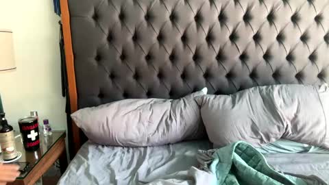 Snapshot of _littlewolfie_ chatting on February 27, 8:20 pm Little Wolfie online show from February 27, 8:20 pm