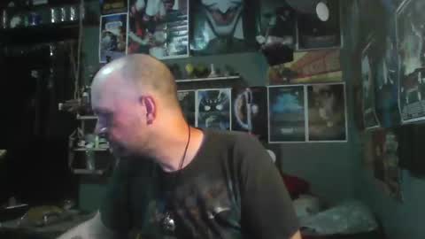 That guy online show from October 4, 3:04 am