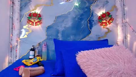 Lorrayne online show from December 22, 12:12 pm