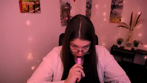 Mary online show from September 18, 7:23 am