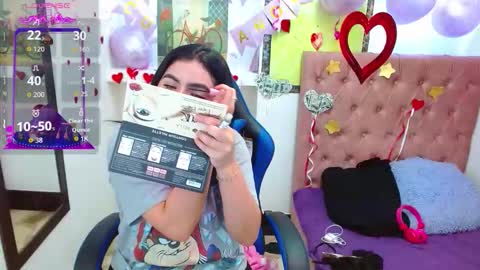 luna torres online show from February 20, 2:30 pm