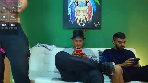Snapshot of _luxury_23 chatting on October 24, 4:24 am STIVEN online show from October 24, 4:24 am