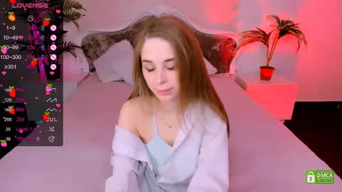 Snapshot of _mari_clark chatting on February 26, 9:31 pm Eva online show from February 26, 9:31 pm