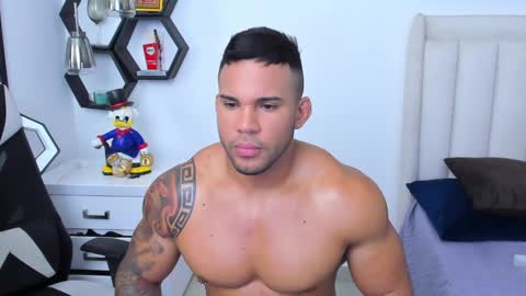 _matthew_santos_ online show from February 2, 2:17 am