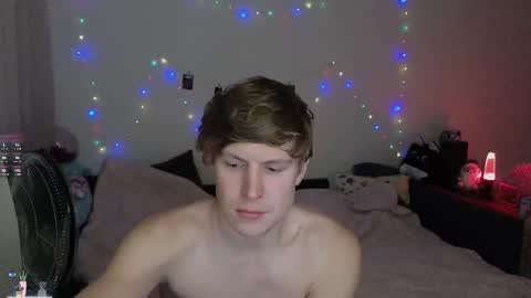  Medaed20  online show from November 1, 9:25 pm