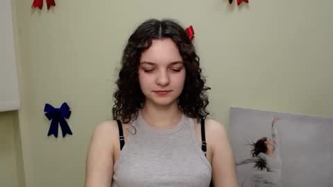 Susie online show from February 15, 5:28 pm