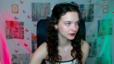 Susie online show from April 9, 12:11 pm