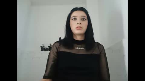 Mia-foster online show from February 2, 1:23 am