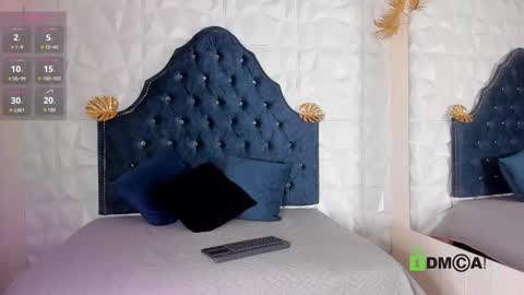 Snapshot of _mia_milf_ chatting on September 15, 4:14 am _mia_milf_ online show from September 15, 4:14 am