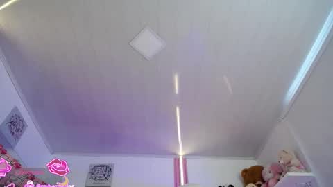  Mia  online show from February 18, 5:02 pm