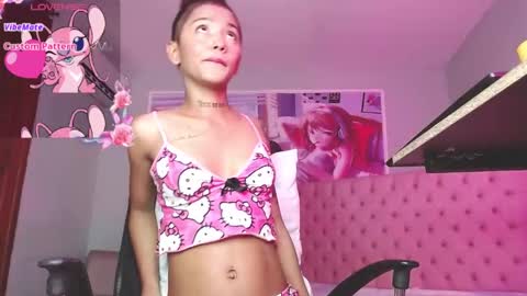 Snapshot of _miia_sweet chatting on January 11, 6:12 pm Paula online show from January 11, 6:12 pm