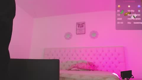 Snapshot of _miia_sweet chatting on September 29, 11:31 am Paula online show from September 29, 11:31 am