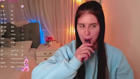 Milana online show from April 28, 6:34 pm