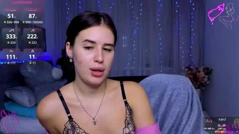 Snapshot of _mila__aa chatting on October 2, 10:19 pm Milana online show from October 2, 10:19 pm