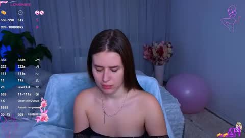 Snapshot of _mila__aa chatting on February 18, 11:19 pm Milana online show from February 18, 11:19 pm
