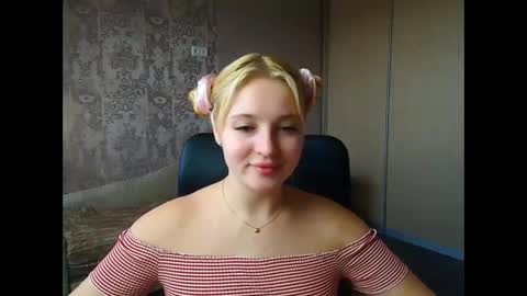 Melanie online show from March 12, 12:53 pm