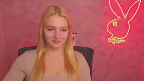 Melanie online show from March 7, 12:34 pm