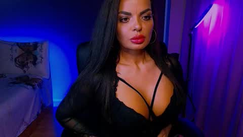 Milani online show from December 15, 6:37 pm