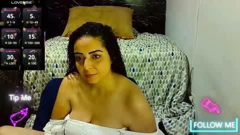 _milf_naughty online show from January 14, 8:11 am