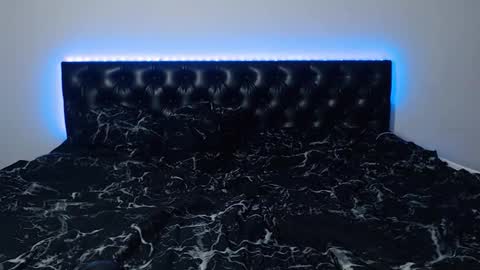 mikey and mia online show from October 24, 9:48 pm