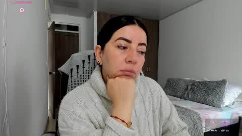 _miss_coco_ online show from February 23, 1:02 pm