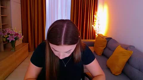Snapshot of _miss_mia chatting on September 23, 8:08 am Mia online show from September 23, 8:08 am