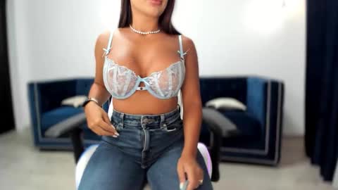 Snapshot of _missperfection_ chatting on September 10, 2:01 am .. my fav tip 1120040012123335 online show from September 10, 2:01 am